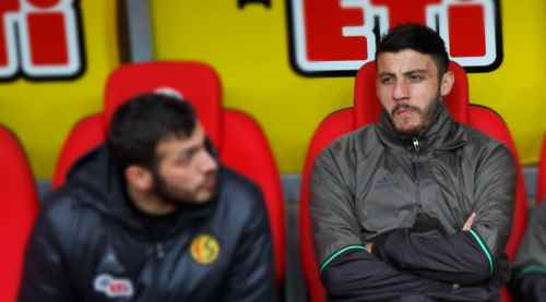 Hakan yine yedek başladı