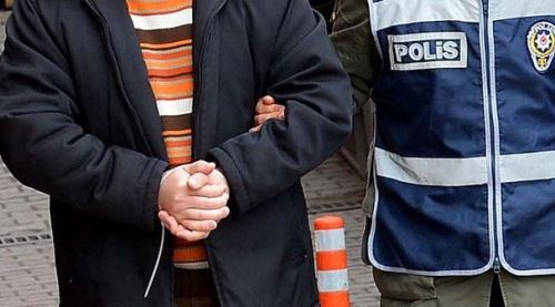Haklarında arama kararı bulunan 8 kişi yakalandı