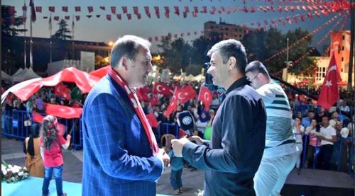 Hala içimizde olanlar var