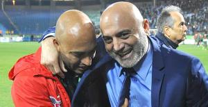 ''Hala oynarsın sen''