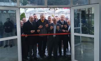 Halı Saha Tesisleri Şöhretler Karması Maçı İle Açıldı
