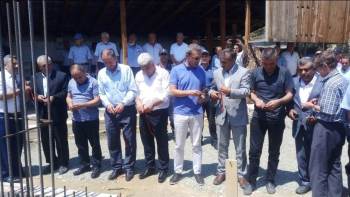 Halifeler Köyü Camisinin Temeli Atıldı
