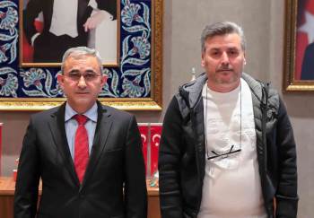 Halk Ekmek Büfelerinde Ramazan Pidesinin Fiyatı 5 Tl Olarak Güncellendi
