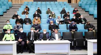 Halk Otobüsçülerine Trafik Ve Halkla İlişkiler Eğitimi
