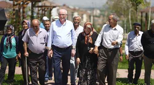 Halkçı başkan halkı dinler!