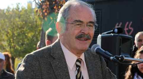 Halkla başladı, halkla bitirdi