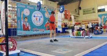 Halterde Büyük Başarılara İmza Atıyorlar
