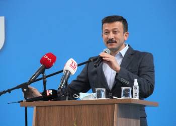 Hamza Dağ: "Son Dönemde Yaşanan Hadiselerle İlgili Hayretler İçerisinde Kalıyorum"
