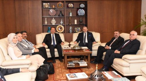 Harun Karacan MÜSİAD'ı ziyaret etti