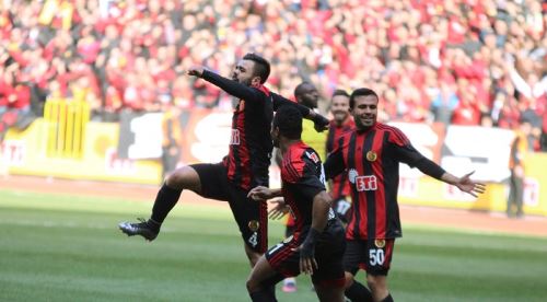 Hasan Hüseyin takımda kaldı