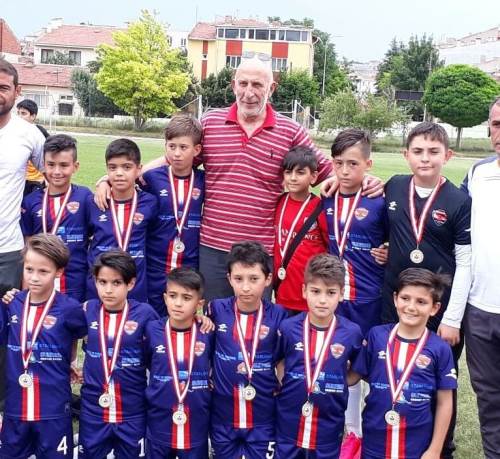 Hasta halinde dahi aklı Sağlıkspor’daydı