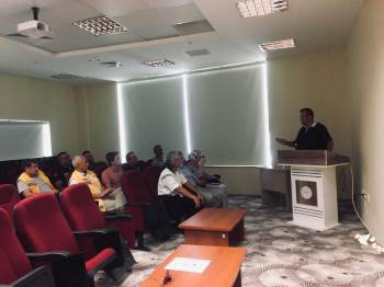 Hastane Şoförlerine Trafik Kuralları Eğitimi Verildi
