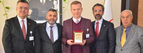 HASTANE YÖNETİCİLERİNE ÖDÜL