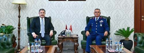 Hava Korgeneral Erdoğan Gür’den Vali Yılmaz’a ziyaret