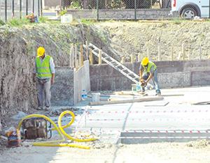 Havuzun temeli atıldı