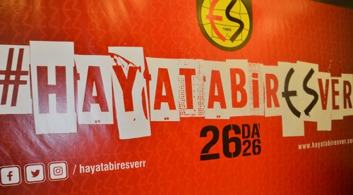 Hayata Bir Es ver bitti