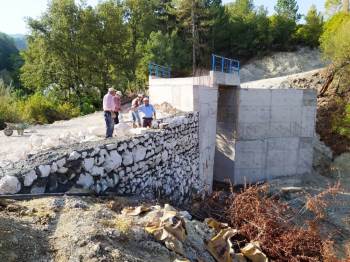 Hayırsever Vatandaş Köprü Yaptırdı
