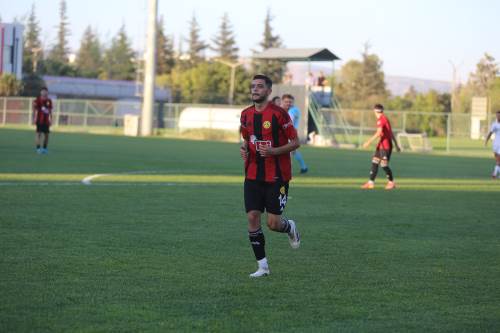 Hazırlık maçlarının hepsinde oynadı 