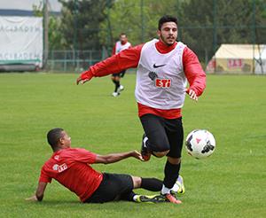 Hazırlıklar sürüyor