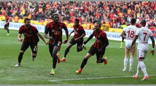 Hedefin için saldır ES ES'im!