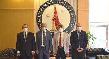 Helvacı’Dan Rektör Uysal’A Ziyaret
