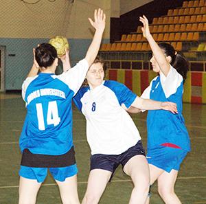 Hentbol heyecanı yarın başlıyor