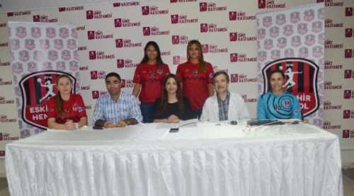 Hentbol oyuncuları Ümit'e emanet