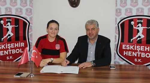 Hentbolde transfer hız kesmiyor