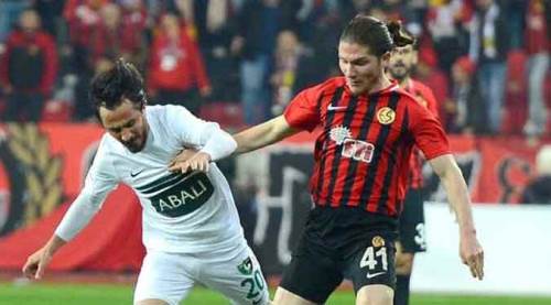 Hepsi Eskişehirspor oyuncusu Mehmet Özcan'ı istiyor!