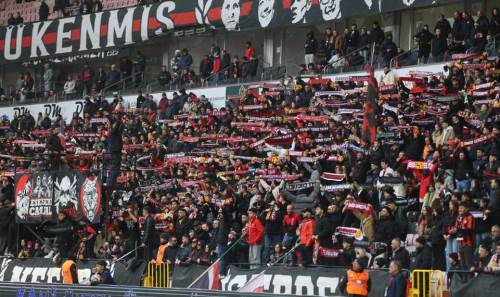 Herkes atkısıyla gelsin