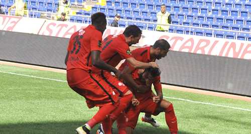 HERKES OKRİ’YE KOŞTU