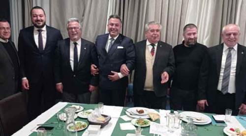 Herkes sustu onlar destek verdi