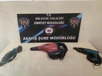 Hırsızlık Olayı 90 Saatlik Kamera Kayıtları İncelenerek Aydınlatıldı
