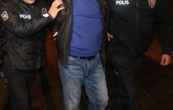 Hırsızlık Suçundan 2 Yıl 13 Ay Hapis Cezası İle Aranan Şüpheli Şahıs Yakalandı
