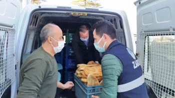 Hisarcık Belediyesi’Nden İhtiyaç Sahibi Ailelere İftar Yemeği Dağıtımı
