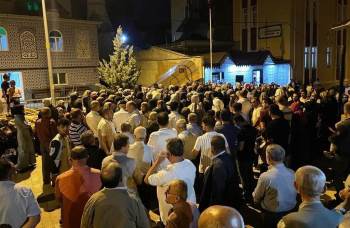 Hisarcık’Ta 17 Kişilik Umre Kafilesi Dualarla Uğurlandı
