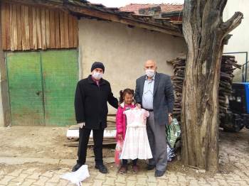 Hisarcık’Ta 3 Yetim Öğrenciye 23 Nisan Ziyareti
