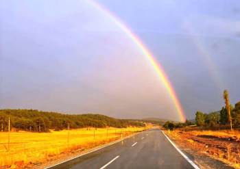 Hisarcık’Ta Etkileyici Gökkuşağı Manzarası
