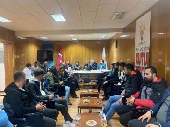 Hisarcık’Ta Gençlerle Program
