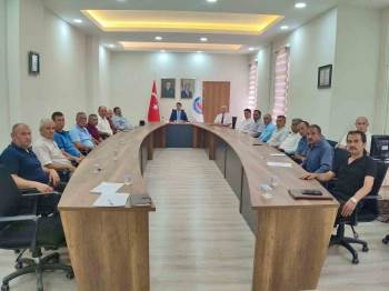 Hisarcık’Ta Kapalı Köy Okullarının Arsa Ve Genel Durumları Masaya Yatırıldı
