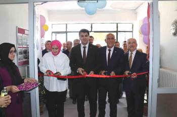 Hisarcık’Ta Karma Yılsonu Sergisi Açıldı
