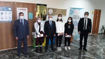 Hisarcık’Ta Ödüller Dağıtıldı
