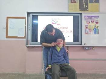 Hisarcık’Ta Öğrencilere Ağız Ve Diş Sağlığı Eğitimi
