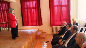 Hisarcık’Ta Velilere ‘Mahremiyet, Aile İçi İletişim Ve Teknoloji Bağımlılığı’ Konulu Seminer
