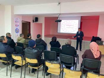 Hisarcık’Ta Yemekhane Ve Kantin Çalışanlarına Özel Hijyen Eğitimi
