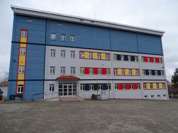 Hisarcık’Ta Yeni İmam Hatip Ortaokulu Eğitim-Öğretime Açıldı
