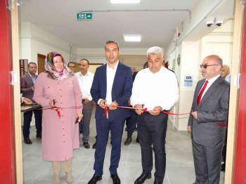 Hisarcık’Ta Yılsonu Karma Sergi
