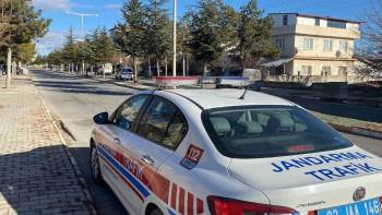 Hız Sınırına Aşan 9 Sürücüye 12 Bin 452 Tl Para Cezası Kesildi
