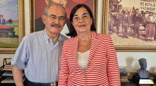 Hoca CHP’de mi kalıyor?