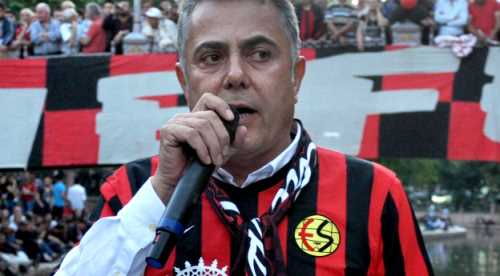 HOŞCAN: BENİ ARAYIP KONUŞABİLİRDİK!